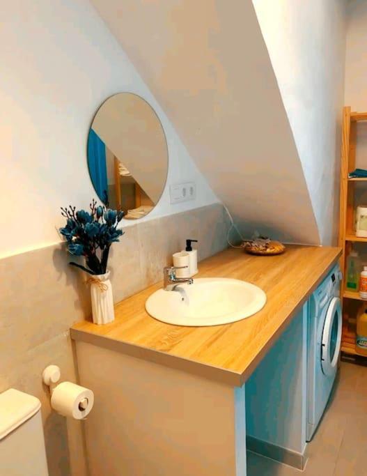 Apartamento En La Playa Las Arenas +Wifi+Ac Valencia Bagian luar foto